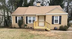 Pre-foreclosure in  S GORDON ST SW Atlanta, GA 30310