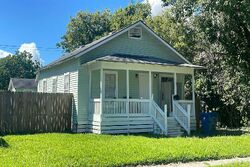 Pre-foreclosure in  11th Ave N Texas City, TX 77590