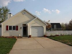 Pre-foreclosure in  Bourbon St Newburgh, IN 47630