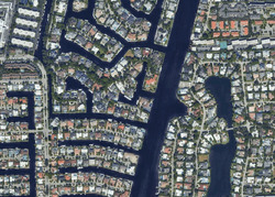 Pre-foreclosure in  Bay Colony Ln Fort Lauderdale, FL 33308