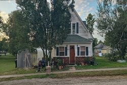  Lewis St, Edgerton MO