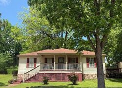 Pre-foreclosure Listing in Calhoun St WATER VALLEY, MS 38965