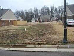 Pre-foreclosure in  Boxford Ln Cordova, TN 38016