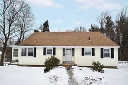  James St, Gardner MA