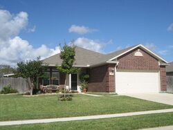 Pre-foreclosure in  Holly Oak Ct Victoria, TX 77901