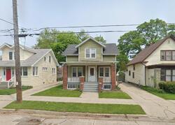 Pre-foreclosure in  Hayes Ave Racine, WI 53405