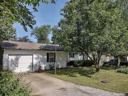Pre-foreclosure in  Robin Dr Duenweg, MO 64841