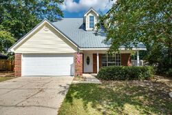 Pre-foreclosure in  REGENT RD Crestview, FL 32539