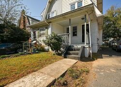 Pre-foreclosure in  E AVON RD Brookhaven, PA 19015