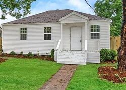 Pre-foreclosure in  ILLINOIS AVE Kenner, LA 70062
