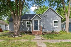 Pre-foreclosure in  10TH ST Osawatomie, KS 66064