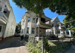 Pre-foreclosure in  SHEFFIELD AVE New Haven, CT 06511