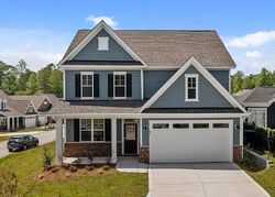 Pre-foreclosure in  GLENWOOD CT Spring Lake, NC 28390