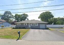 Pre-foreclosure in  AVENUE B Holbrook, NY 11741