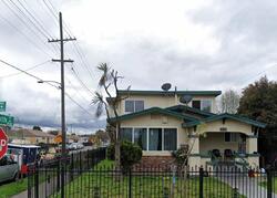 Pre-foreclosure in  80TH AVE Oakland, CA 94621