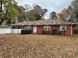  Sewell Ln, Marietta GA