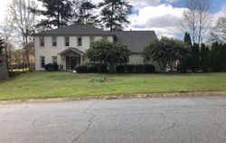Pre-foreclosure in  CANTON LN Marietta, GA 30062