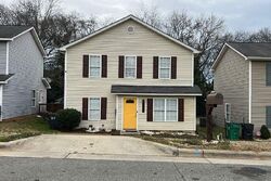 Pre-foreclosure in  Beachmont Ave Charlotte, NC 28208