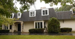Pre-foreclosure in  S PLUM VALLEY DR Crete, IL 60417