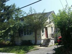 Pre-foreclosure in  WASHINGTON ST Spring Valley, NY 10977