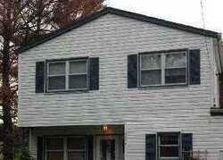 Pre-foreclosure in  MERMAID AVE Wantagh, NY 11793