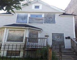 Pre-foreclosure in  S PERRY AVE Chicago, IL 60621