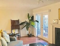  S Henry St, Williamsburg VA