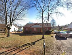 Pre-foreclosure in  Dedmon Dr Charlotte, NC 28216