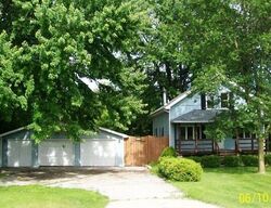 Pre-foreclosure in  Glendale Ave Green Bay, WI 54313