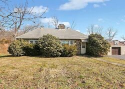 Pre-foreclosure in  Mill Rd Fleetwood, PA 19522