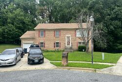 Pre-foreclosure in  Cedarwood Ln Fort Washington, MD 20744