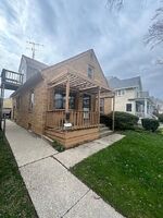 Pre-foreclosure Listing in Flett Ave RACINE, WI 53405