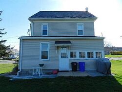 Pre-foreclosure in  N Hartman St Manchester, PA 17345