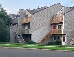 Pre-foreclosure in  MADISON AVE Bridgeport, CT 06606
