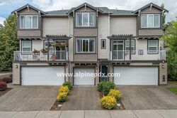 Pre-foreclosure in  Sw Scholls Ferry Rd Unit 102 Beaverton, OR 97007