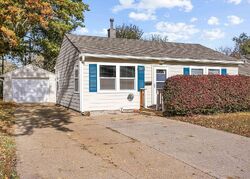 Pre-foreclosure in  Vinton St Omaha, NE 68105