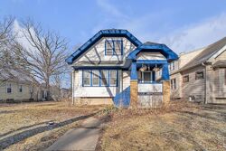 Pre-foreclosure in  N 70th St Milwaukee, WI 53218