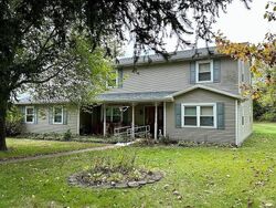 Pre-foreclosure in  Kay Ave Springfield, OH 45502