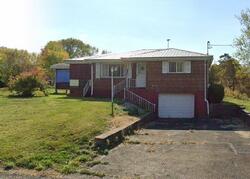 Pre-foreclosure in  Holly Pl Mount Pleasant, PA 15666