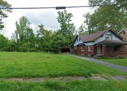 Pre-foreclosure in  W Boston Ave Youngstown, OH 44507