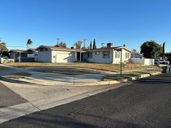 Pre-foreclosure in  Ratner St Panorama City, CA 91402