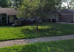 Pre-foreclosure in  Patterson Dr South Bend, IN 46615