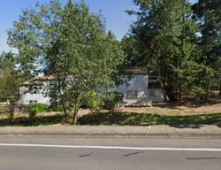 Pre-foreclosure in  Hawkins Ln Eugene, OR 97405