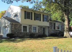  Maple Ct, Mahopac NY