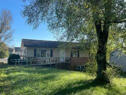  Charles Town Rd, Kearneysville WV
