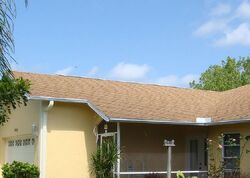 Pre-foreclosure in  Shade Tree Ct Bonita Springs, FL 34135