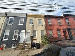 Pre-foreclosure in  E SOMERSET ST Philadelphia, PA 19134