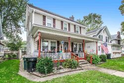 Pre-foreclosure in  Altgeld St South Bend, IN 46614