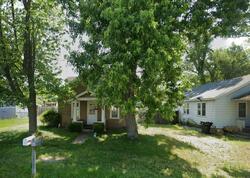 Pre-foreclosure in  Kensington Ave South Bend, IN 46628