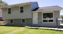 Pre-foreclosure in  HAWTHORNE WAY Richton Park, IL 60471